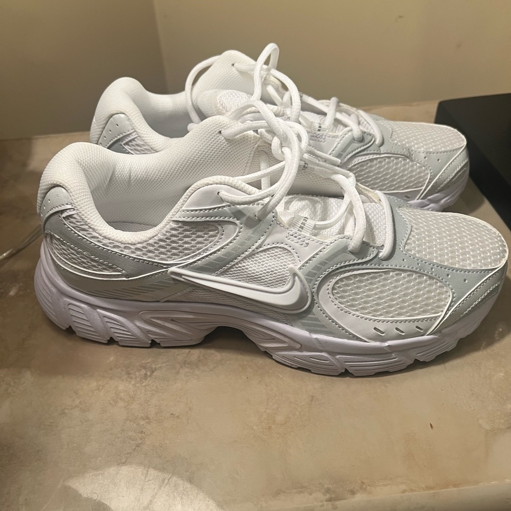 Men White Sneakers - Picture 6 of 7